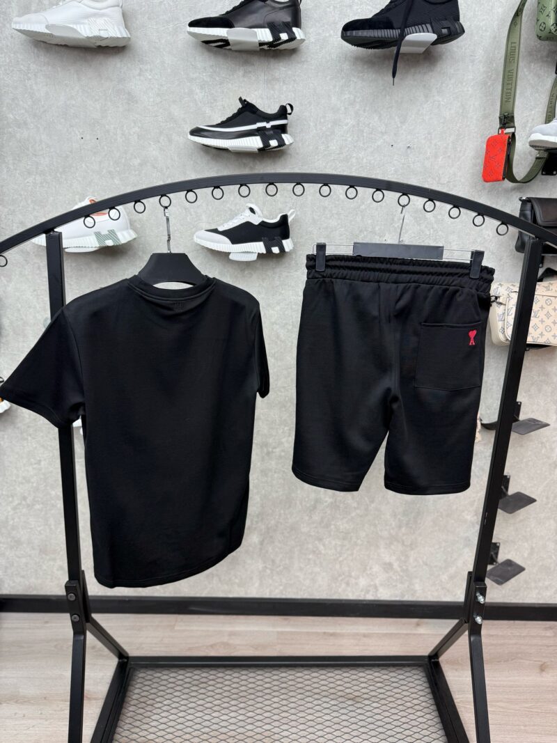Ami Zomerset Zwart