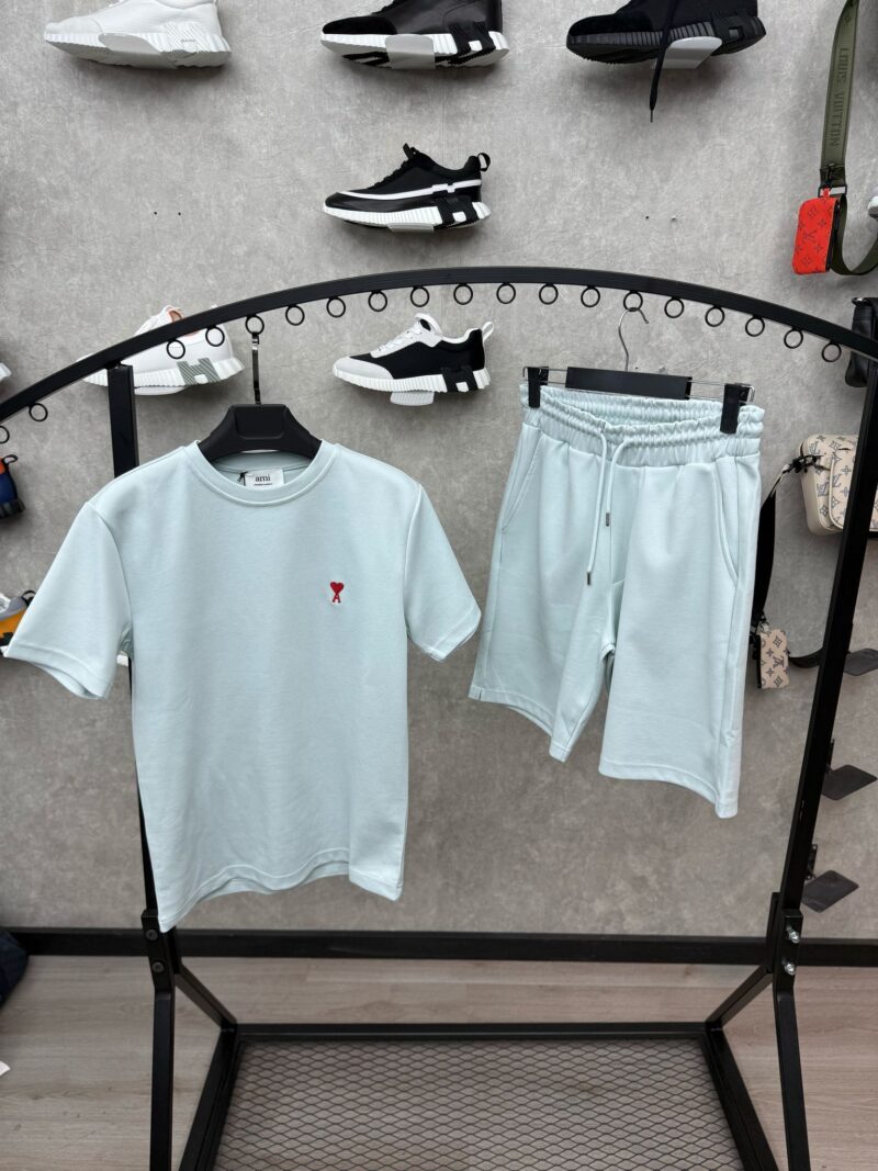 Ami Zomerset Licht Blauw
