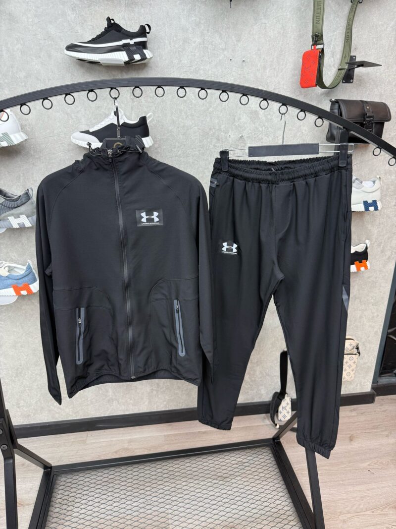 Underarmour Trainingspak Black Small logo