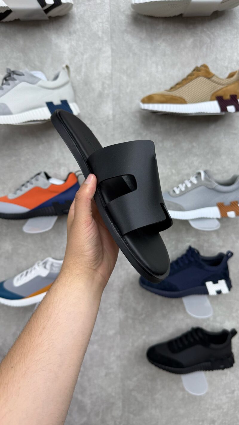 Hermes Slippers Zwart - Afbeelding 2