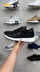 Prada Sneakers Black Wit