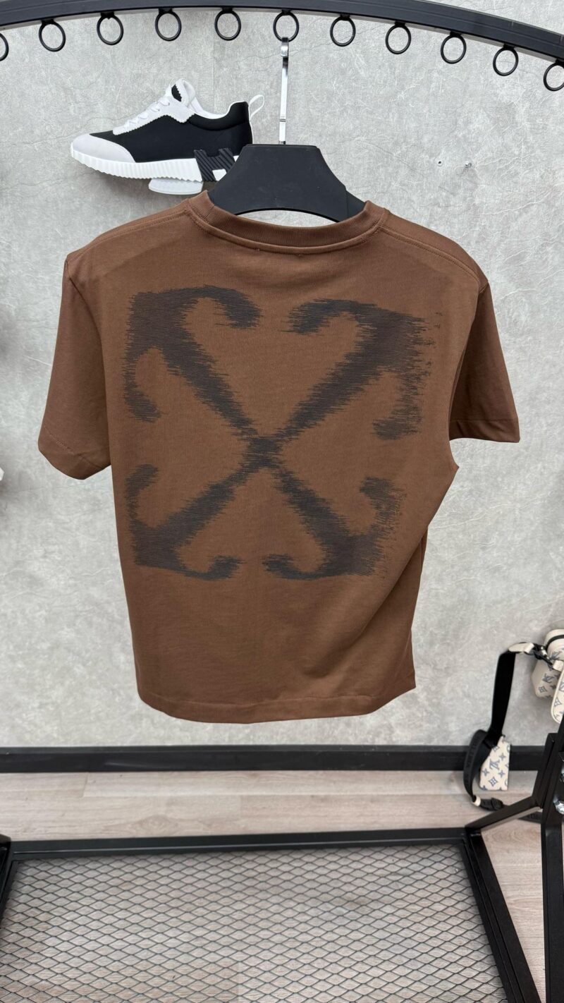 Off-White Tshirt Bruin - Afbeelding 2