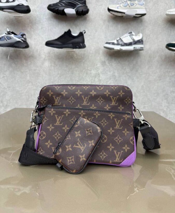 Louis Vuitton Trio Bag Bruin Purple