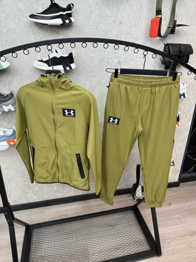 Underarmour Trainingspak Green Small logo