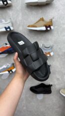 Louis Vuitton Zwart Slippers