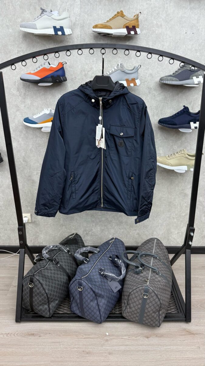 Moncler Zomerjasje Blauw Logo Voor