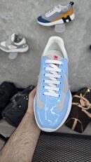 Prada Cups, Glimmend Licht Blauw