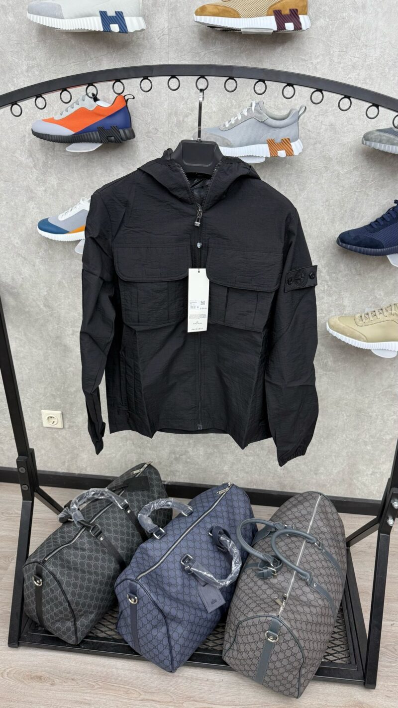 Stone Island Windbreker Zwart Ghost Logo