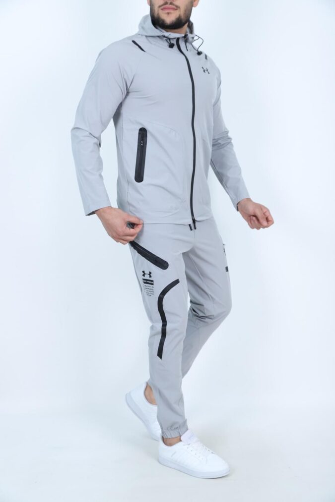 Under Armour Trainingspak Licht Grijs - M