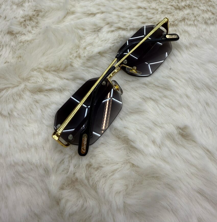 Cartier Zonnebril Diamond Cut, Goude Montuur, Donker Blauwe Glazen - Afbeelding 4