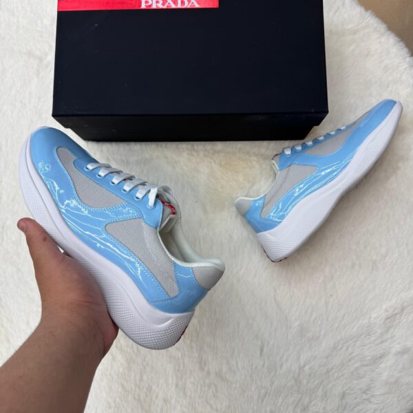 Prada Cups Glimmend Baby Blue Sneakers