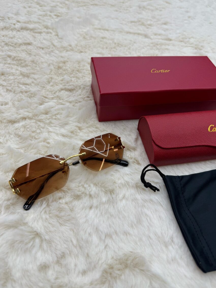 Cartier Zonnebril Diamond Cut, Goude Montuur, Bruine Glazen