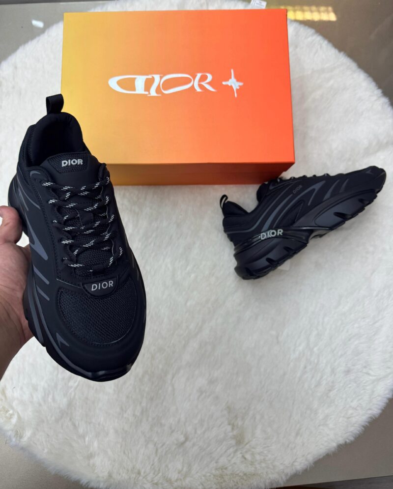 Christian Dior B44 Black on Black - Afbeelding 3