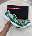 Prada Cups Glimmend Groen