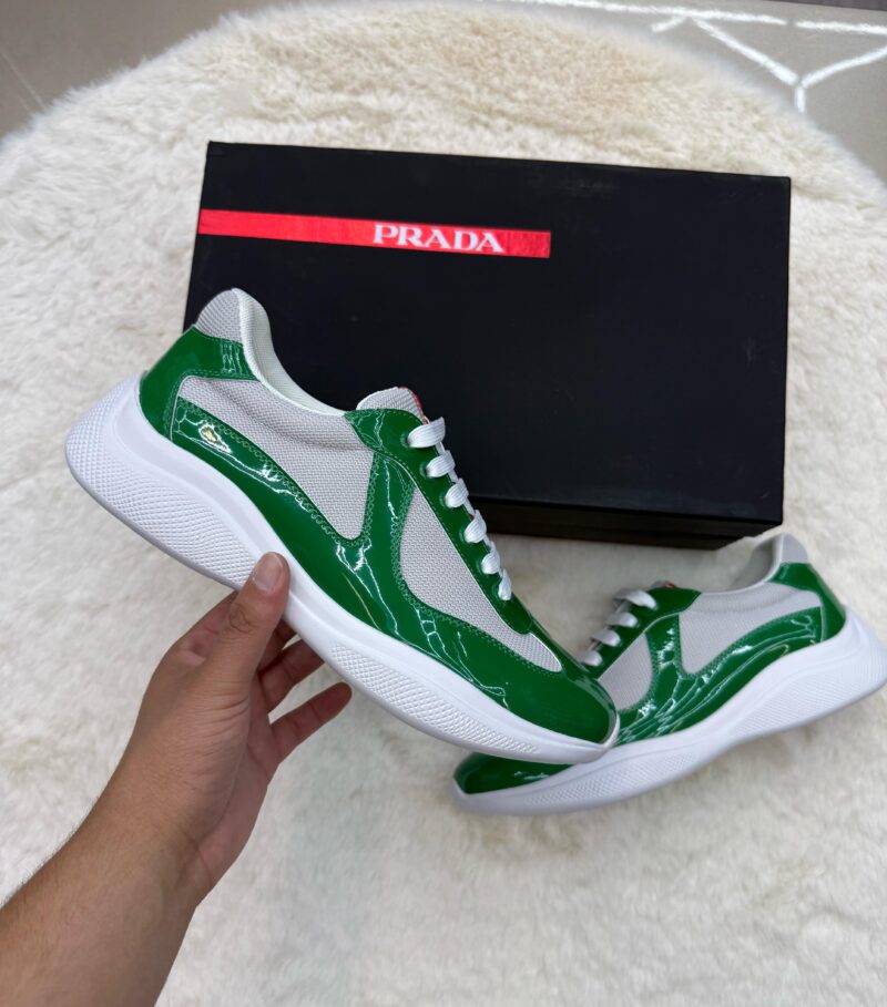Prada Cups Glimmend Groen