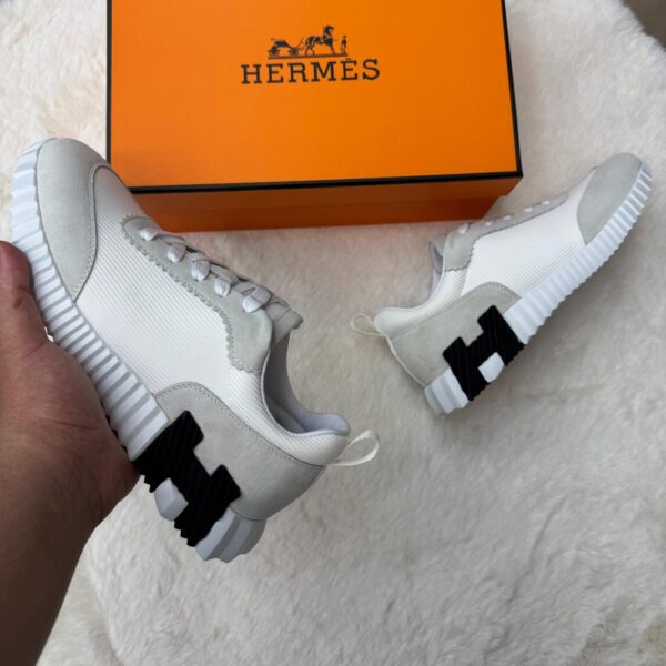 Hermes Bouncing White Black Logo - 41