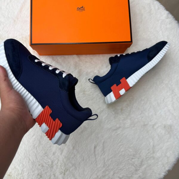 Hermes Bouncing Blue Orange Logo - 42