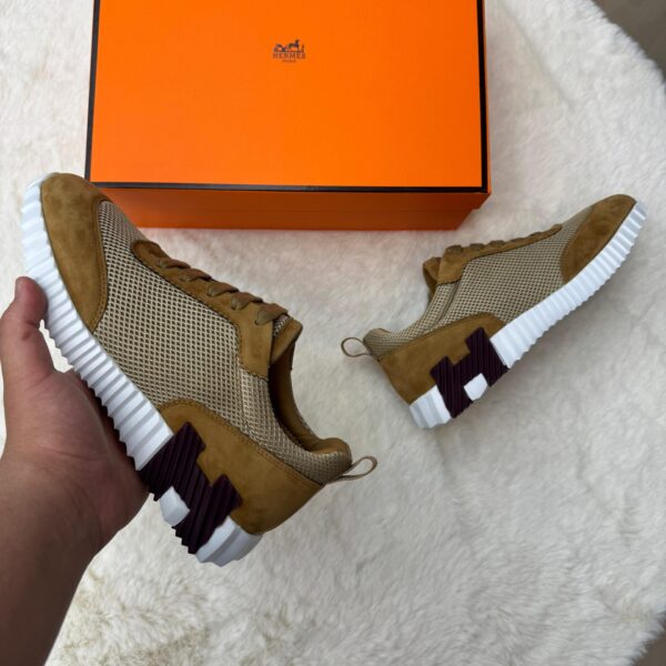 Hermes Bouncing Brown