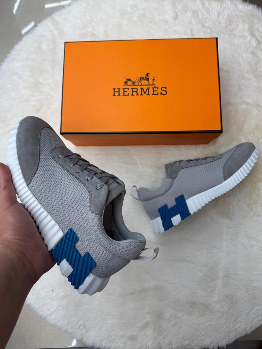 Hermes Bouncing Grey Blue Logo