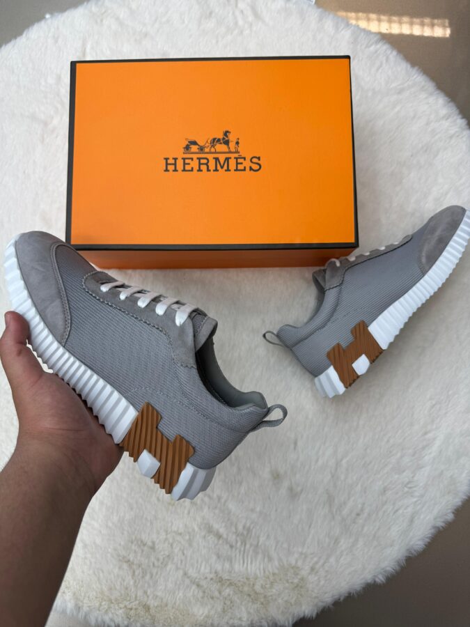 Hermes Bouncing Grey Brown Logo