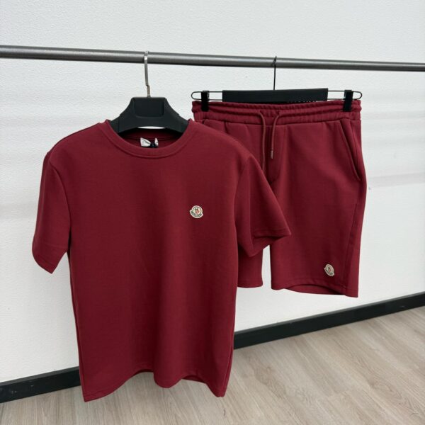 Moncler Zomerset Rood Basic - M