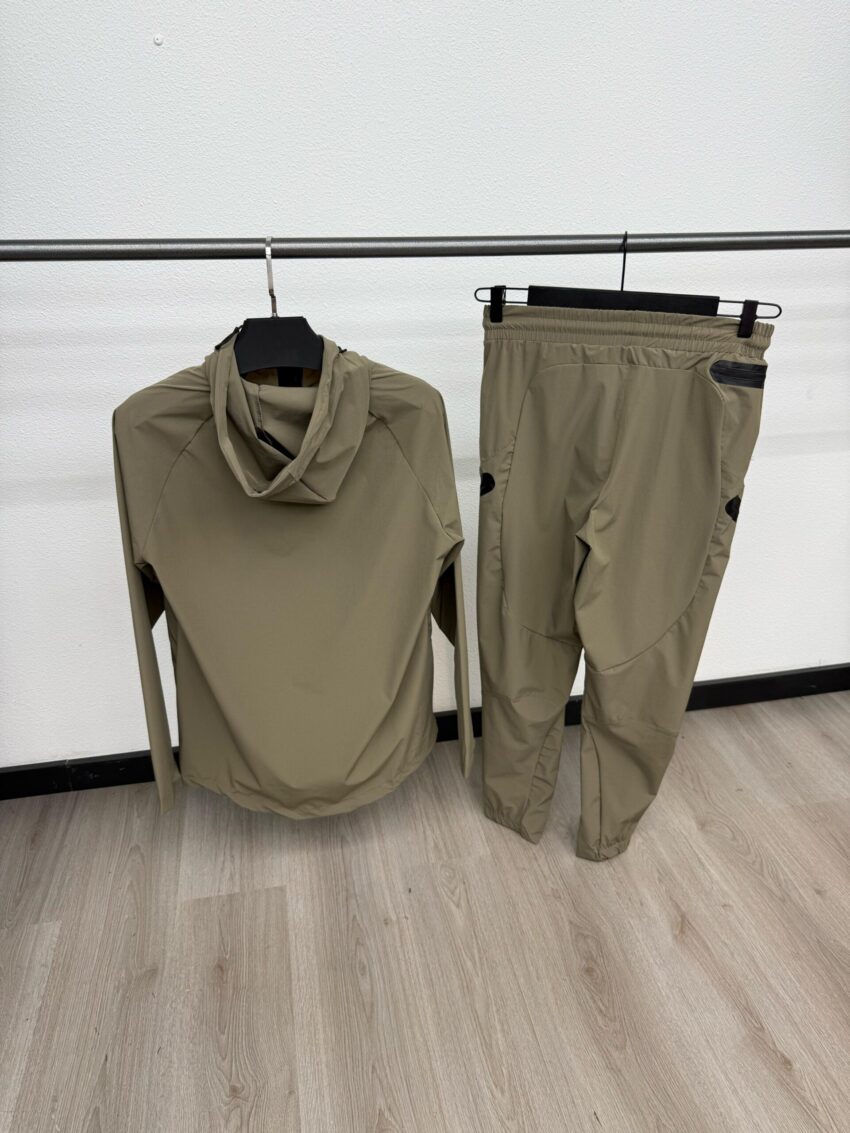 Under Armour Trainingspak Khaki - Afbeelding 2