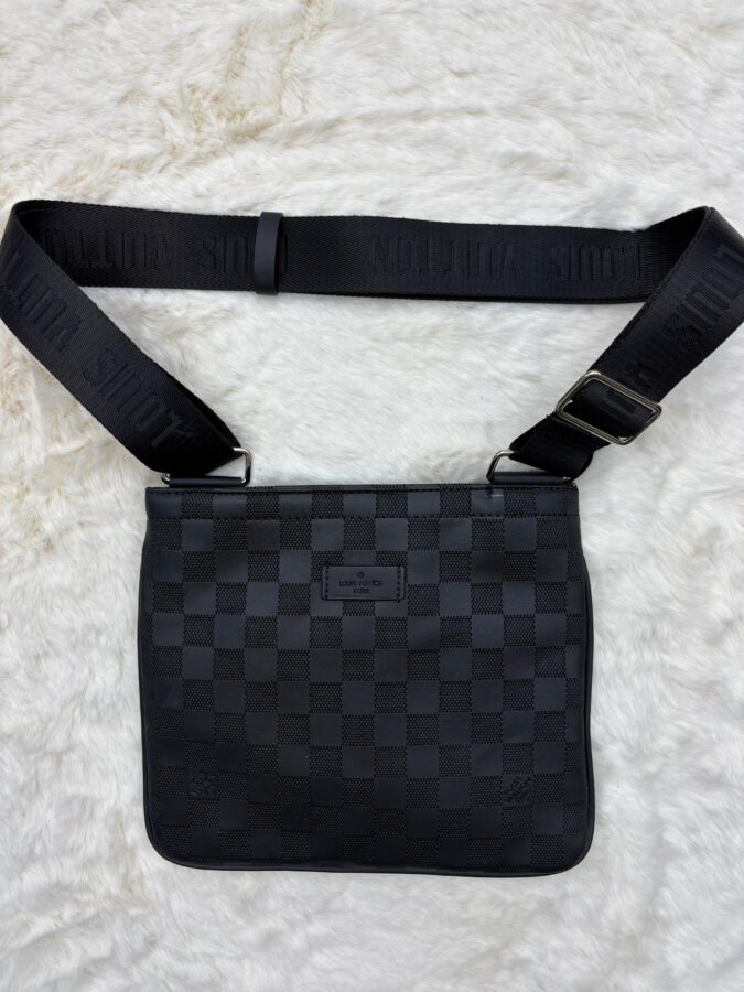Louis Vuitton Messenger Bag Plat Black on Black