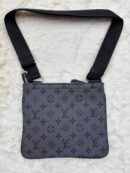 Louis Vuitton Messenger Bag Plat Grey Monogram