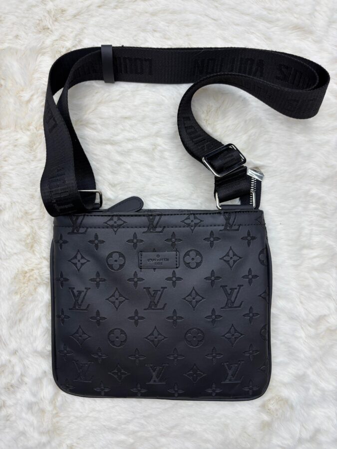 Louis Vuitton Messenger Bag Plat Monogram Black on Black