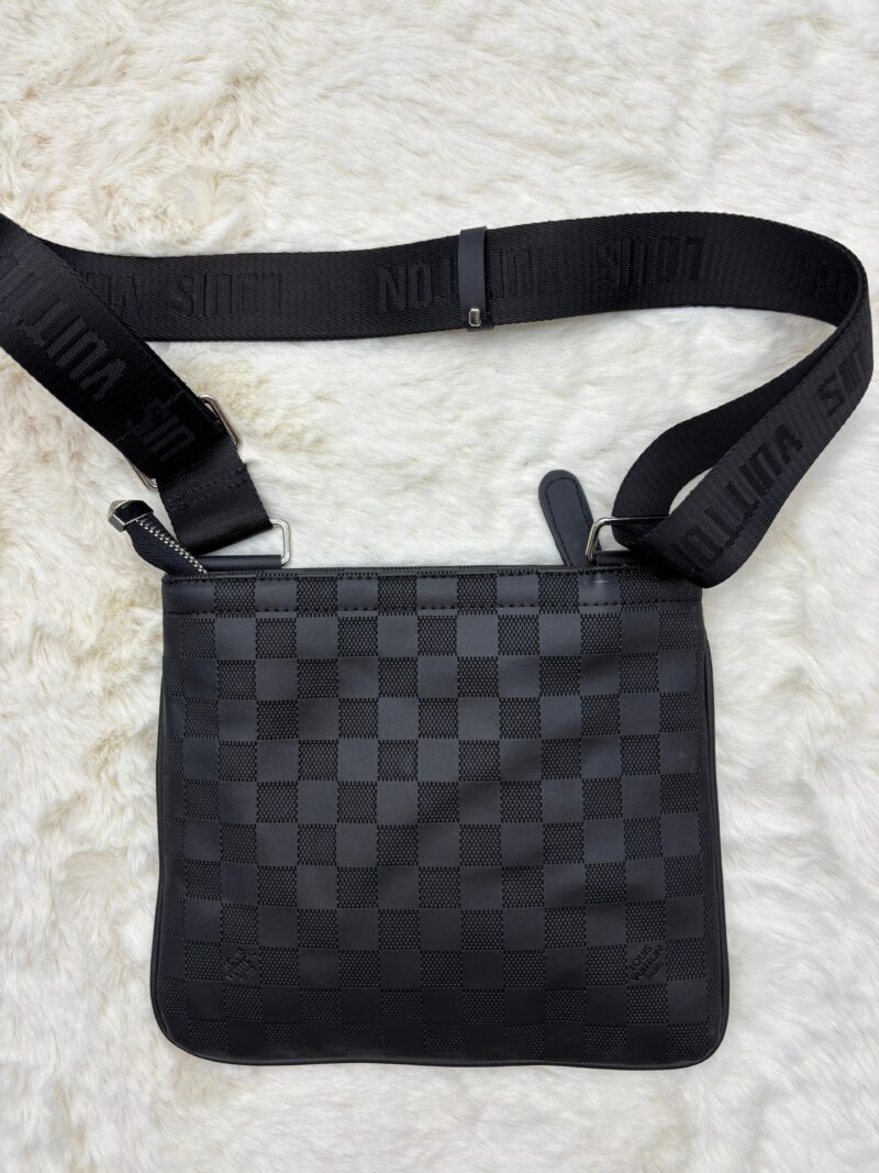 Louis Vuitton Messenger Bag Plat Black on Black - Afbeelding 2