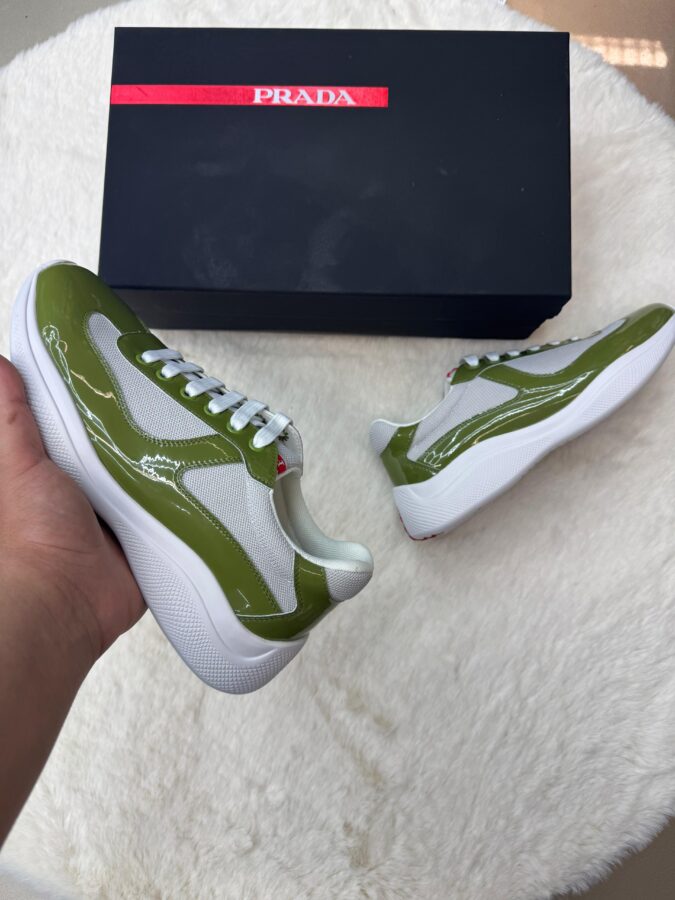 Prada Cups Glimmend Olive Green Sneakers - 42