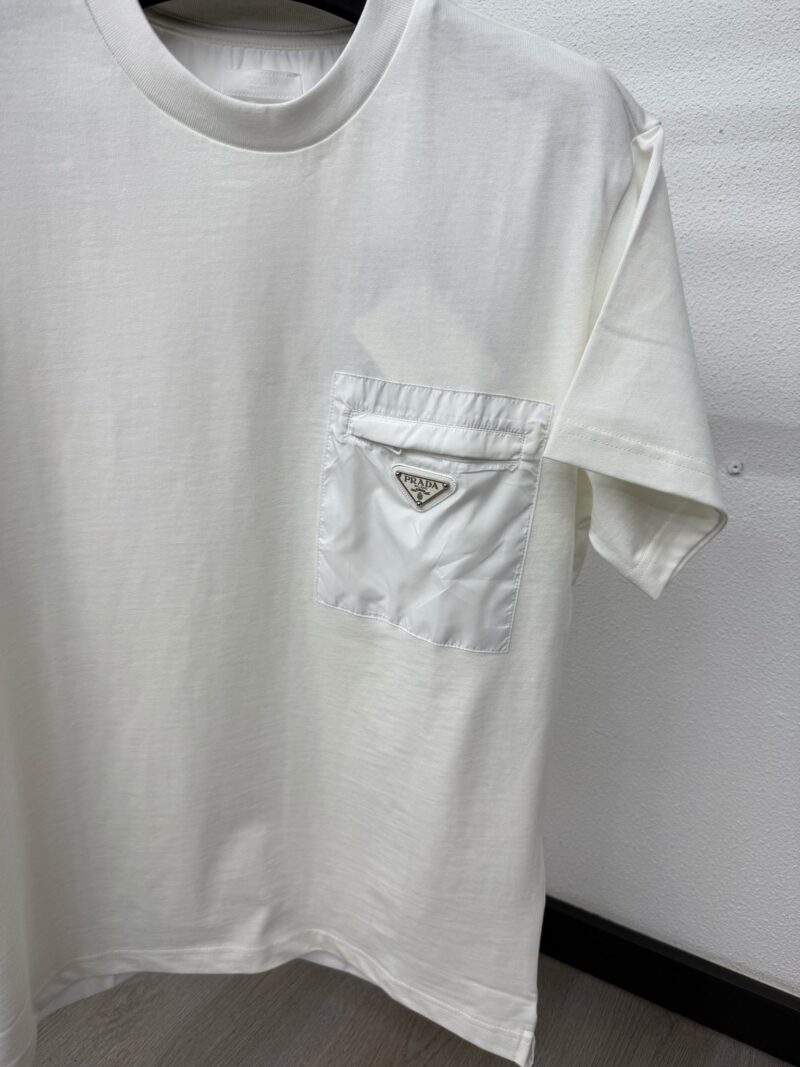 Prada T-Shirt Wit - Afbeelding 2