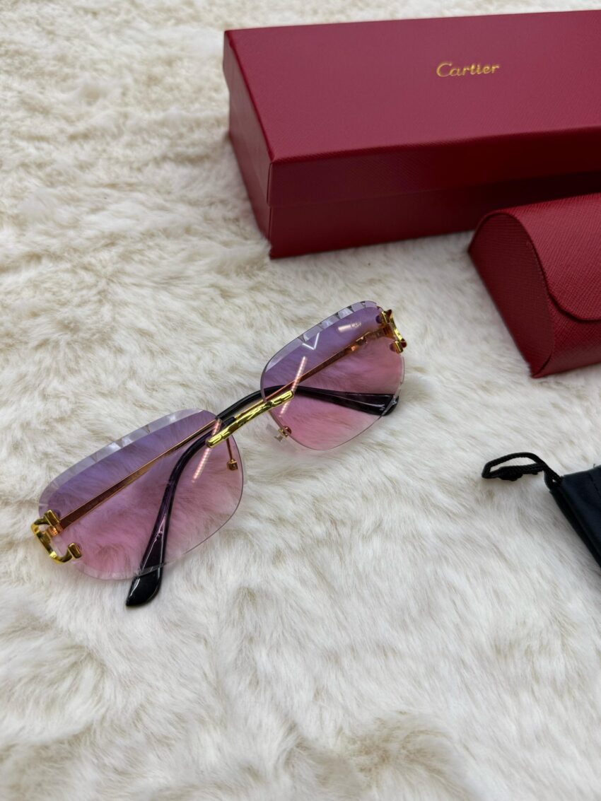 Cartier Zonnebril Paarse Glazen, Goude Montuur