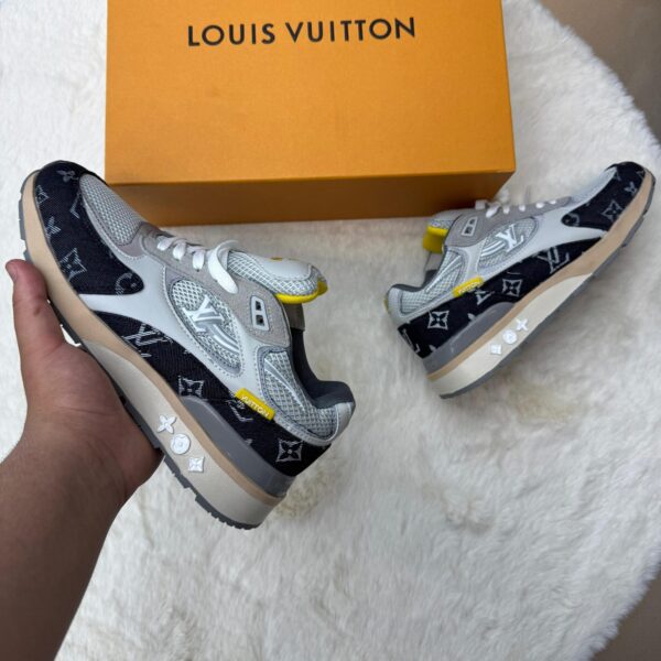Louis Vuitton Run Away Grey Yellow