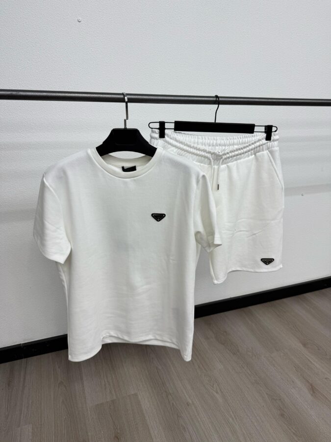 Prada Zomerset Wit Basic