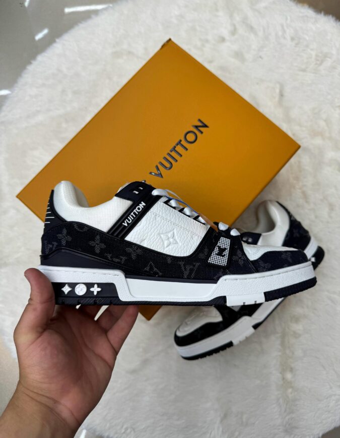 Louis Vuitton Trainers Black