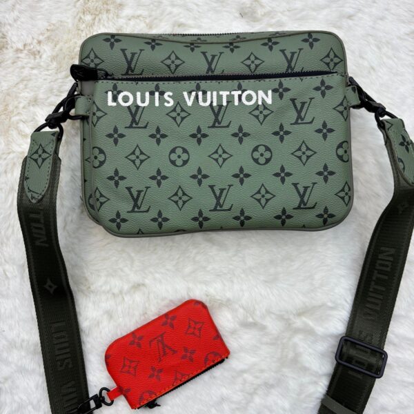 Louis Vuitton Trio Bag Green