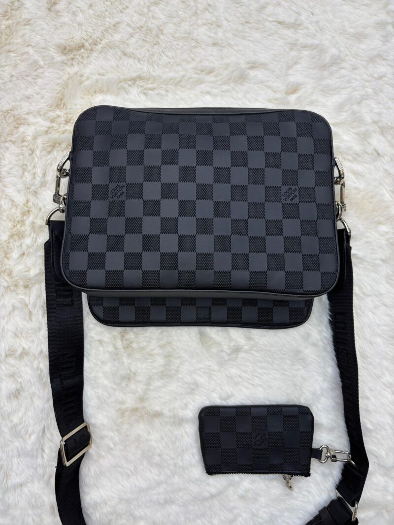 Louis Vuitton Trio Bag Black on Black - Afbeelding 2