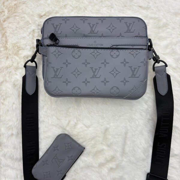 Louis Vuitton Trio Bag Grey Light