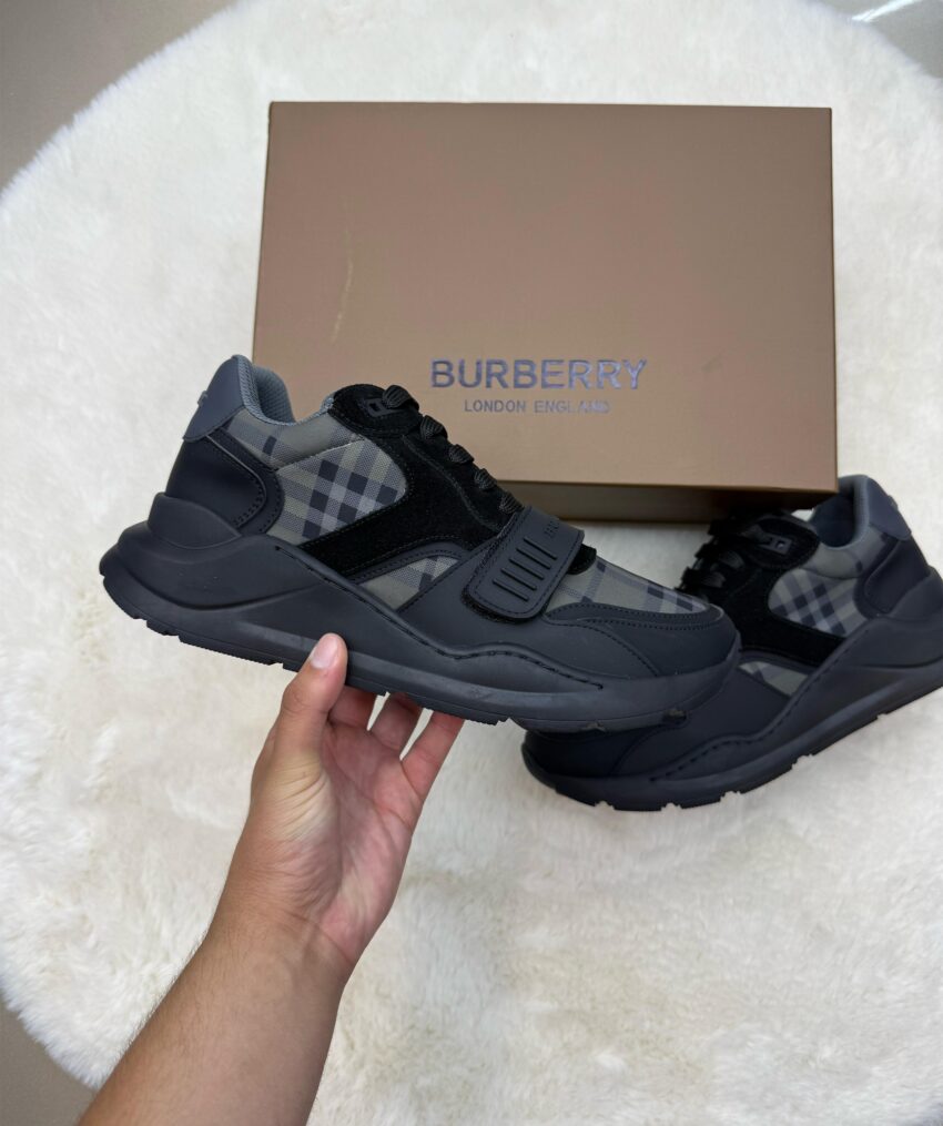 Burberry Zwart Sneakers - Afbeelding 2