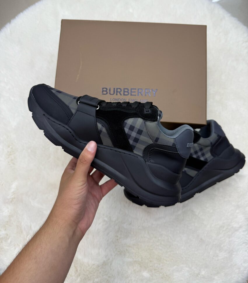 Burberry Zwart Sneakers - Afbeelding 3