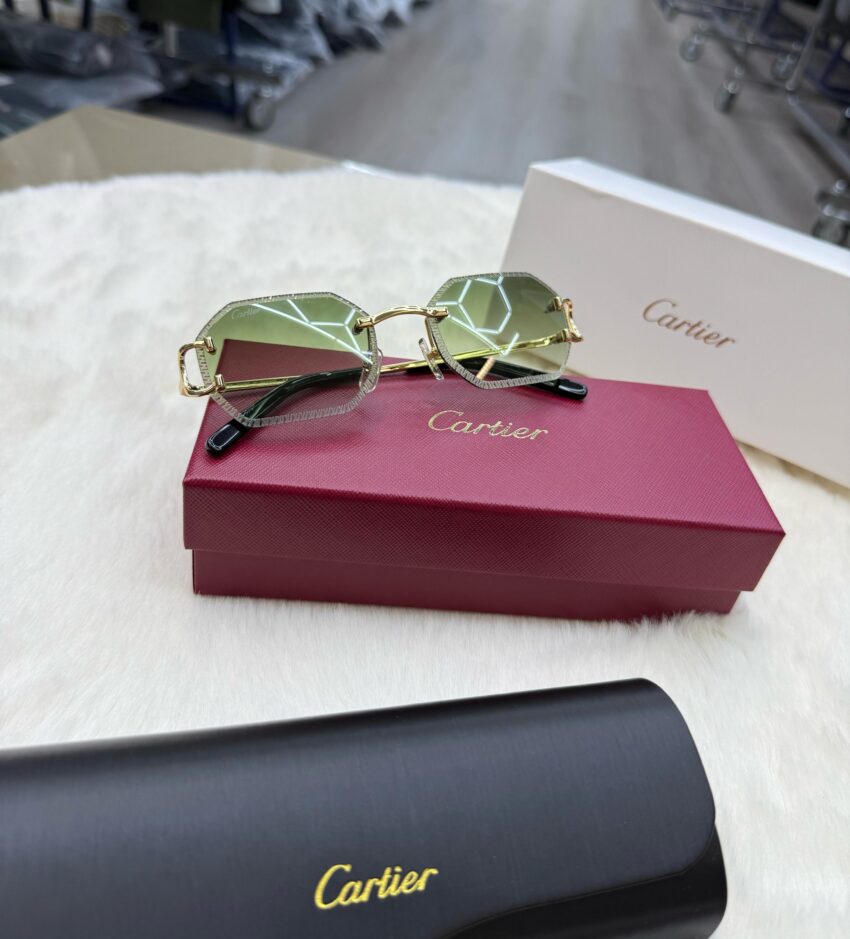 Cartier Diamond Green Zonnebril Gold