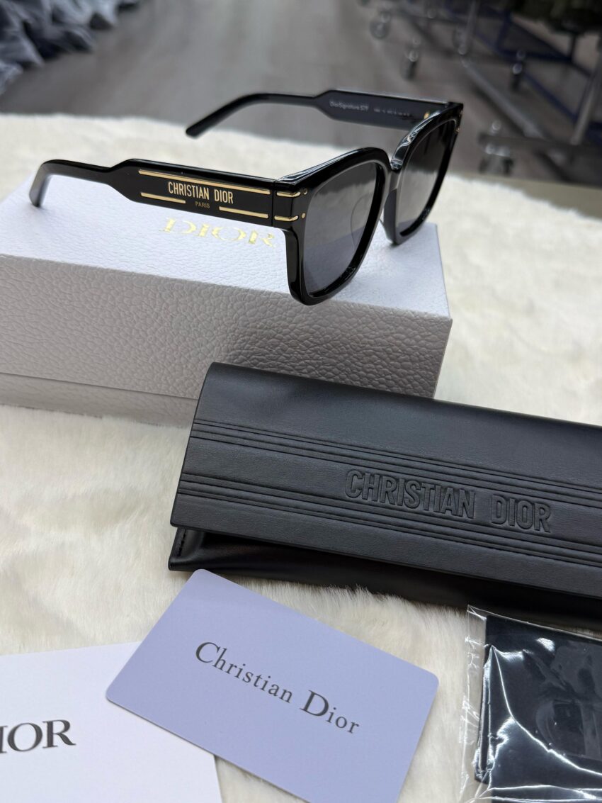 Christian Dior Signature Zonnebril Black