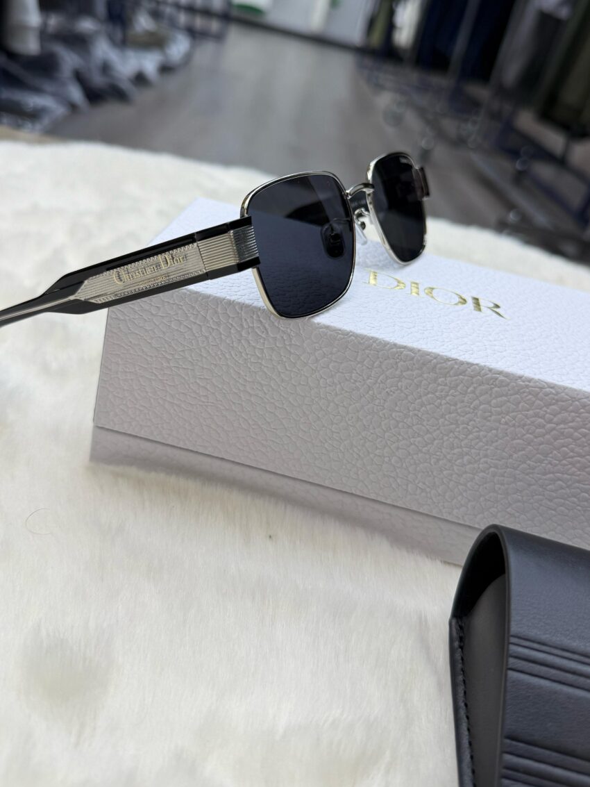 Christian Dior Zonnebril Label S2U Black Silver