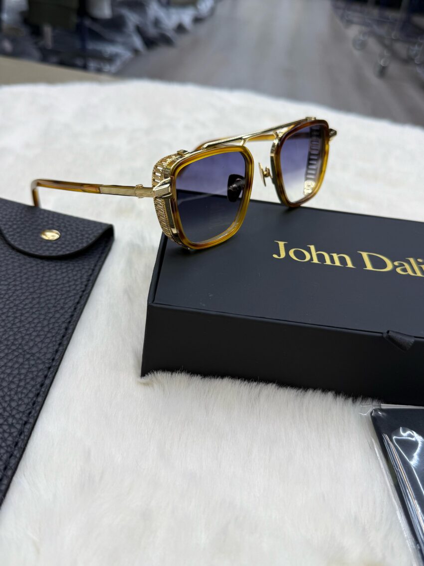 John Dalia Phil Gold Bruine Rand Blauwe Glazen
