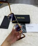 John Dalia Phil Gold Bruine Rand Blauwe Glazen
