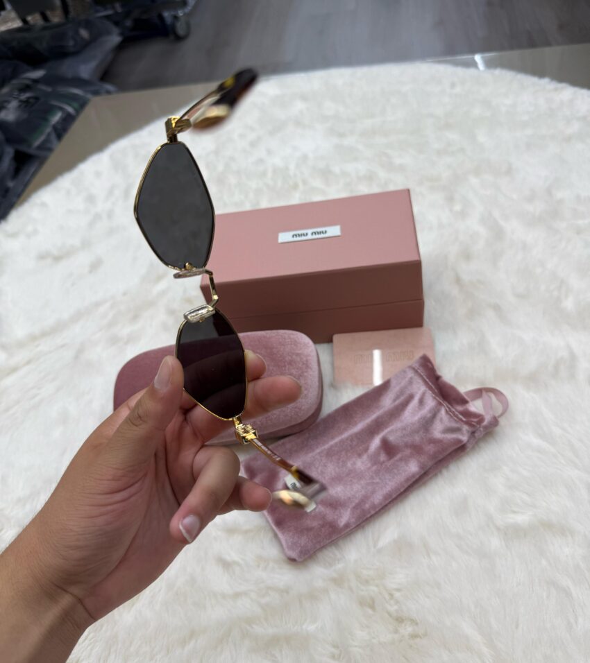 Miu Miu Logo 2 Zonnebril - Afbeelding 4