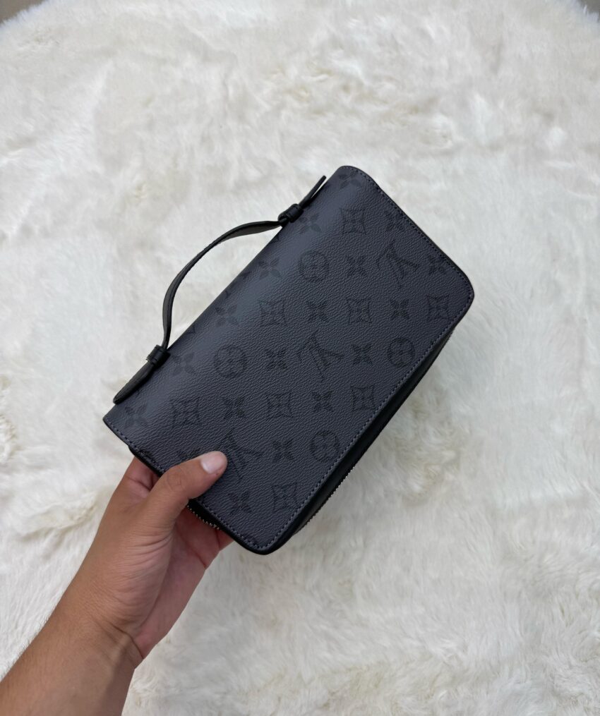 Louis Vuitton Handtas Grey