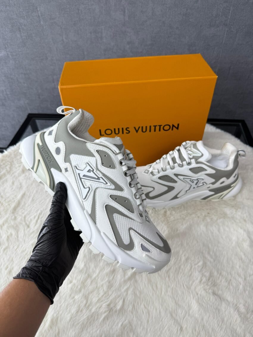 Louis Vuitton Tatic White Grey