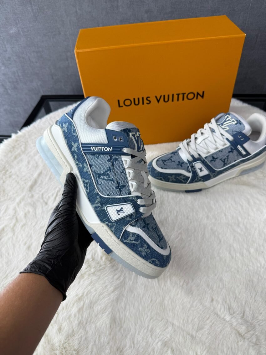Louis Vuitton Runners Blue Monogram